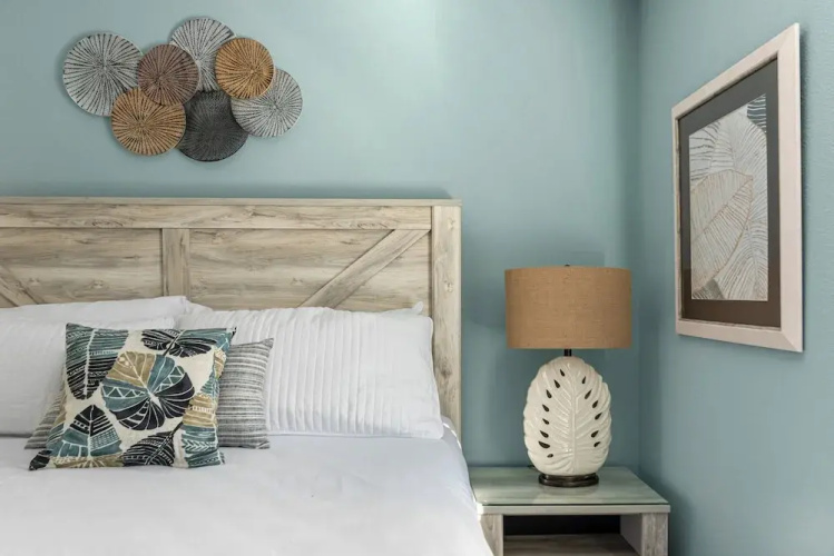 8BR Villa - Game Room & Themed Rooms