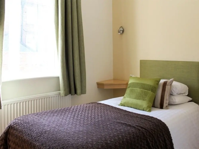 Standard Single room