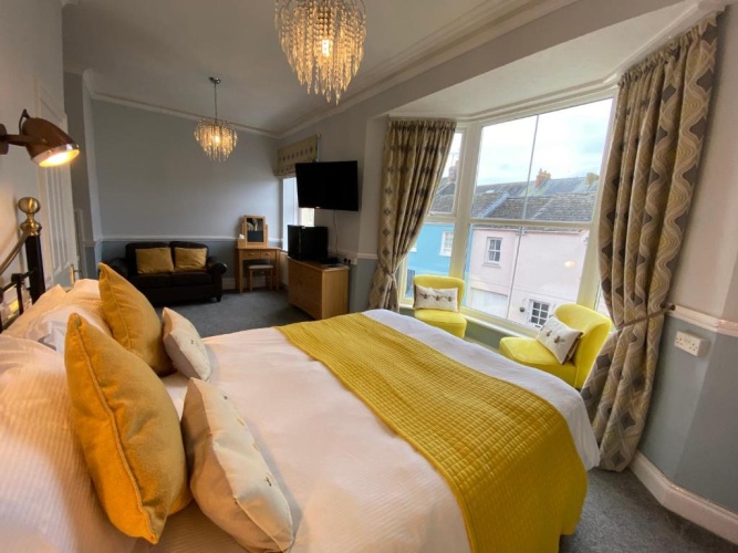 1 Bedroom Suite
