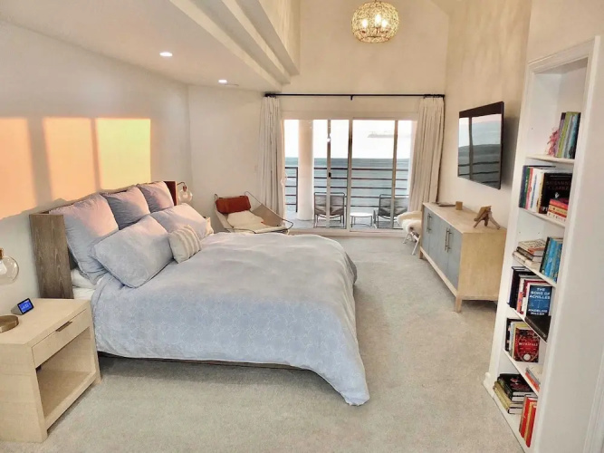 Beachfront Estate - LB Peninsula