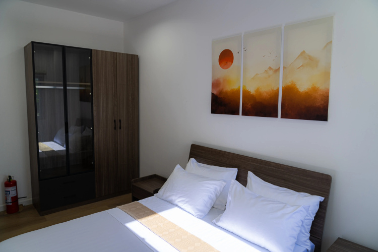 Mangrove Place and ResidencesbyHiverooms