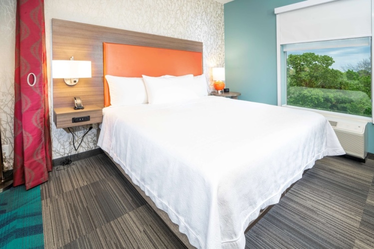 Home2 Suites by Hilton Minneapolis Mall of America