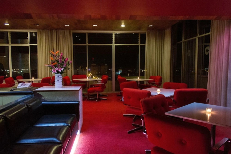 Camino Real Hotel