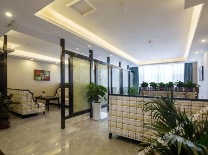RuiFeng Hotel