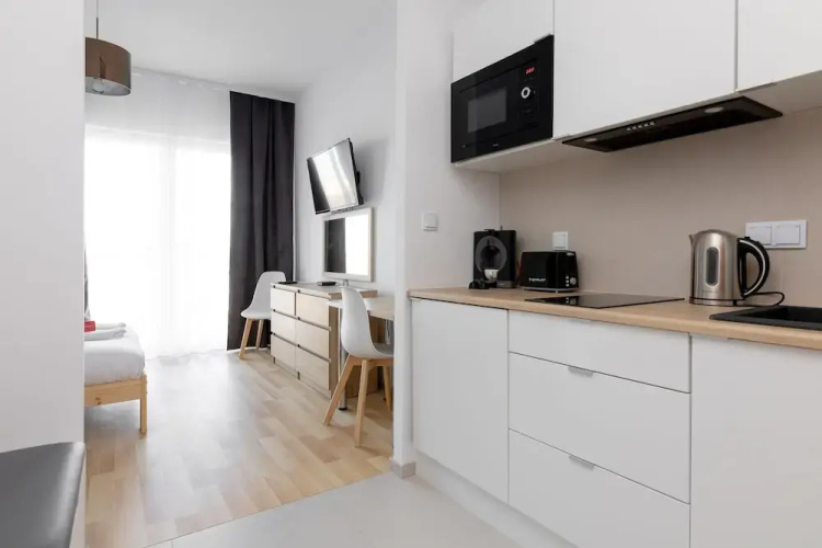 Wola Chic Brown Studio