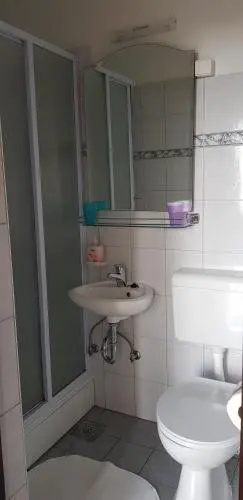 Rooms & Apartments Semic