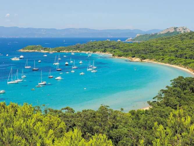 Mediterranean Studio on the Gorgeous Peninsula of Giens