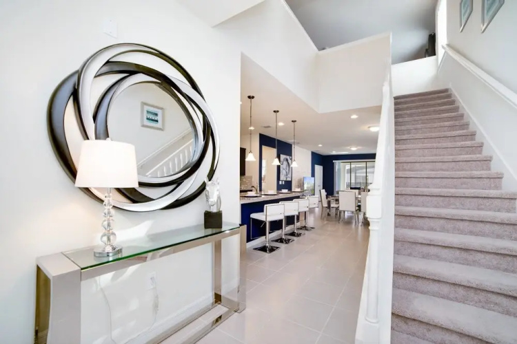 Zurich Villa Windsor At Westside 1