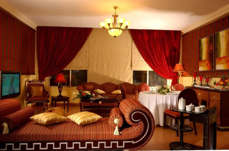 Al Safir Hotel & Tower