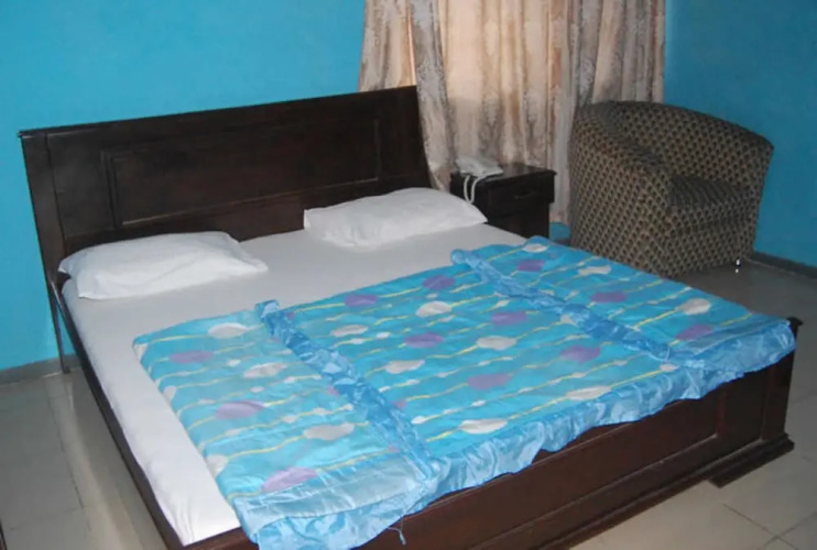 Queens way Resorts