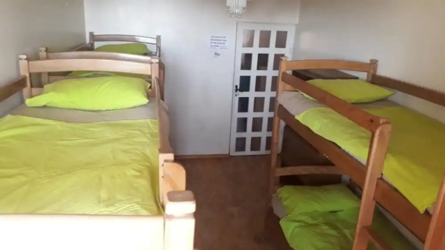 Shamrock Hostel 18