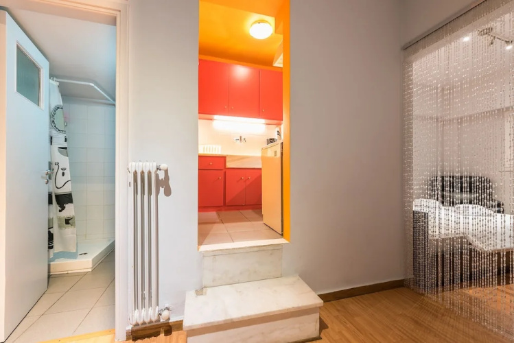 Cozy Athenian Apartment