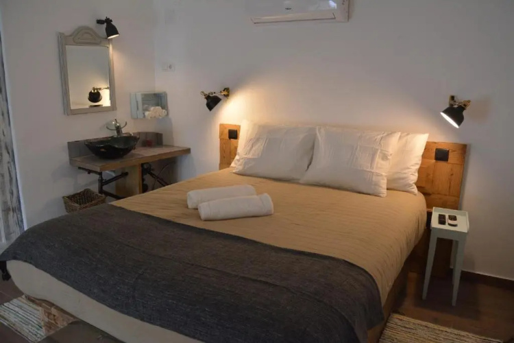Lovin Book Guesthouse