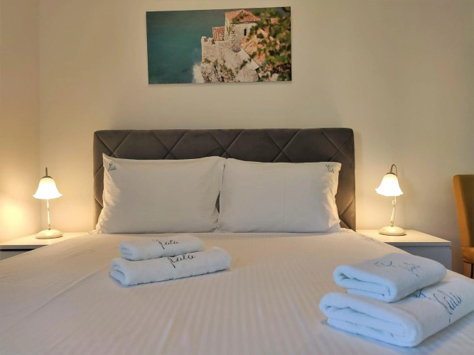 Kala Rooms & Suites