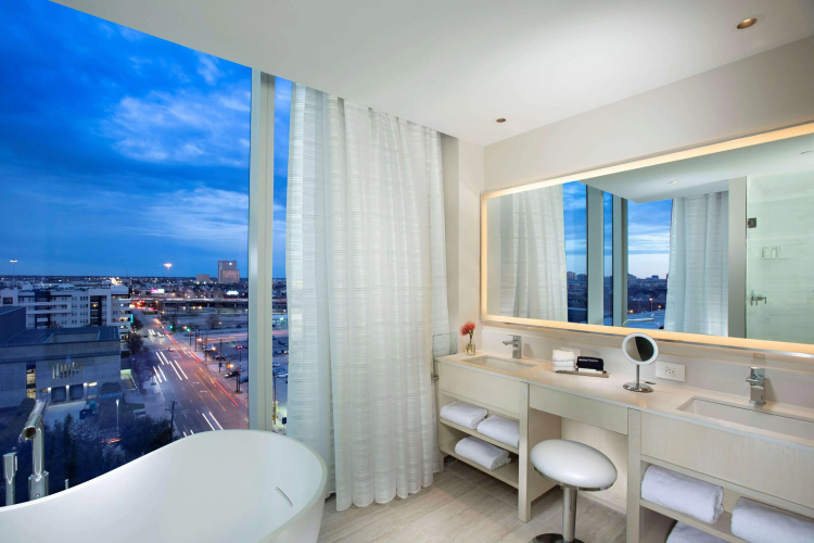HALL Arts Hotel Dallas, Curio Collection by Hilton photo 7