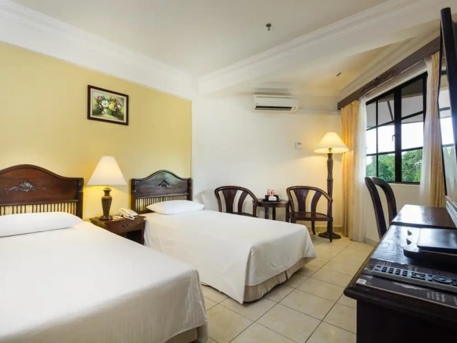 Deluxe Twin room with garden view
