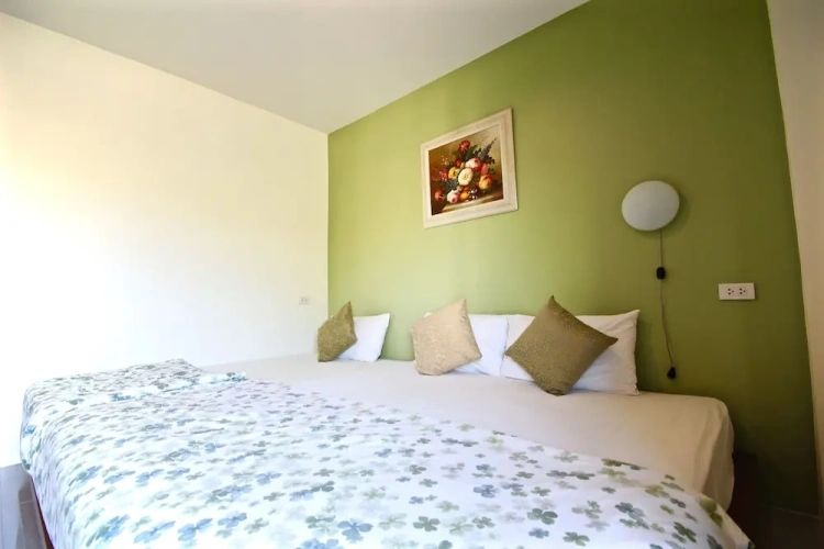 Deluxe Triple room with balcony