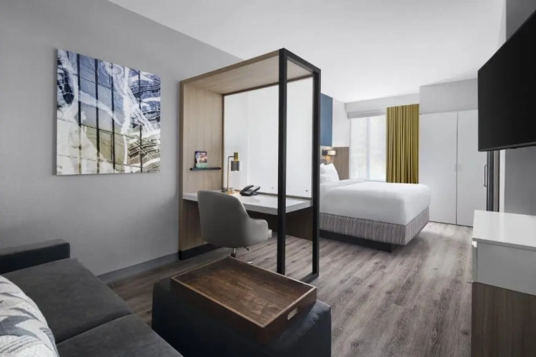 Deluxe Double Suite