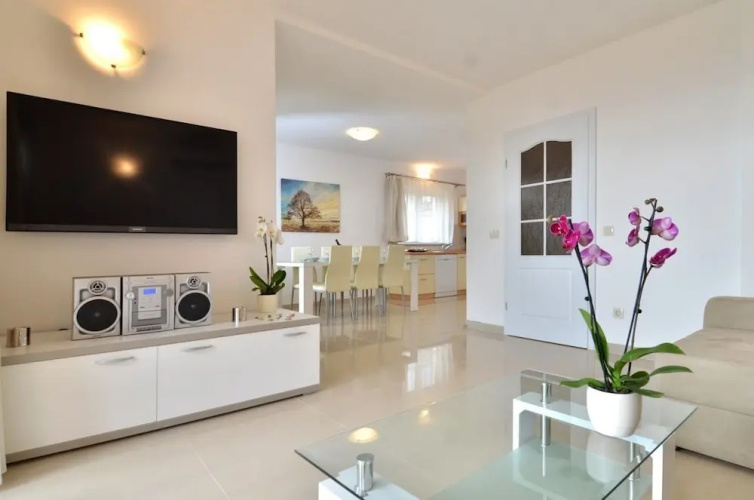 House Silvija