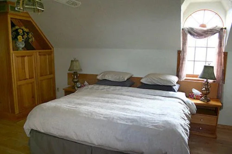Broecheler Inn