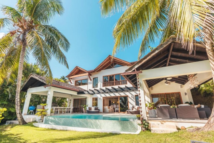 Deluxe Villa