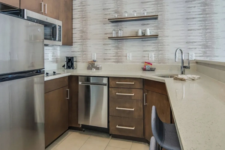 1 Bedroom Suite