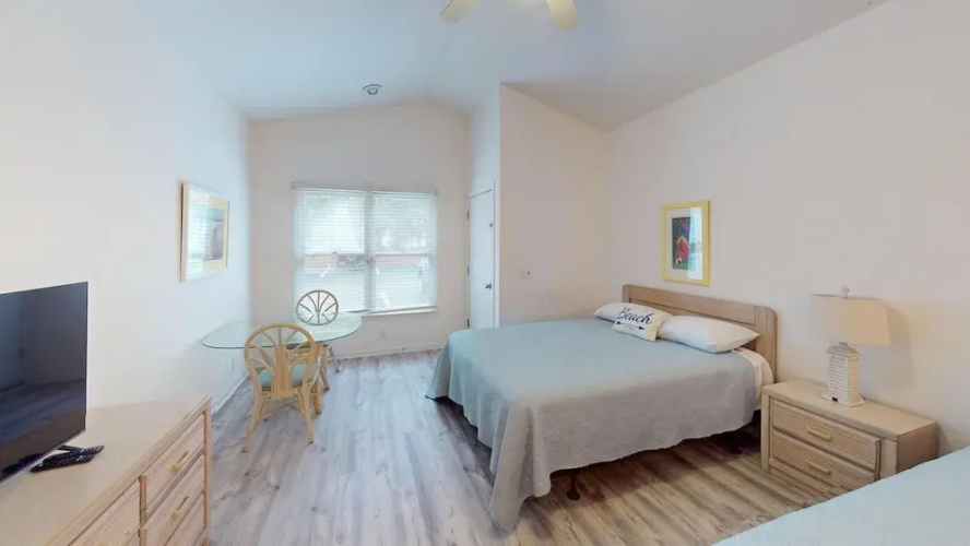 Club Villas Unit 17D - Lower Level