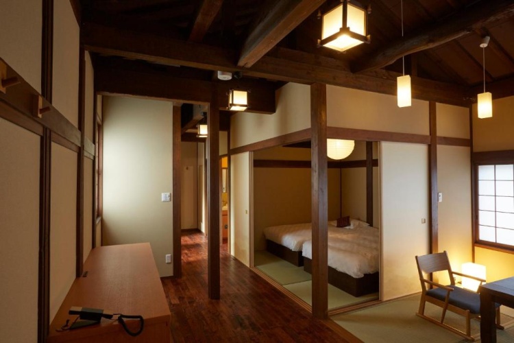 Deluxe Family room