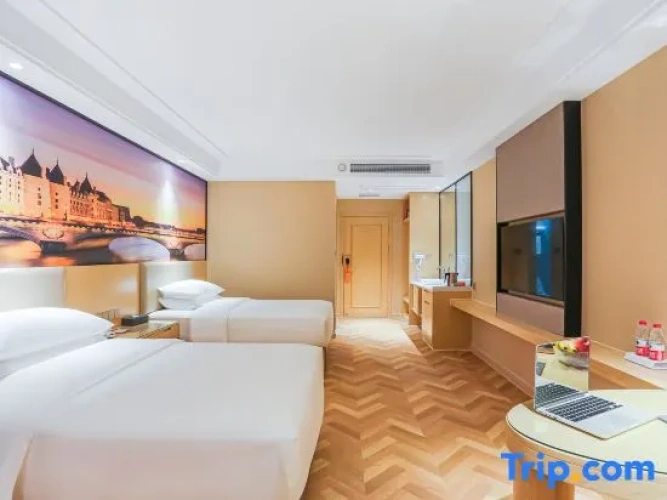 Deluxe Double room with view