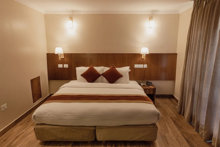 Hotel Fewa Camp