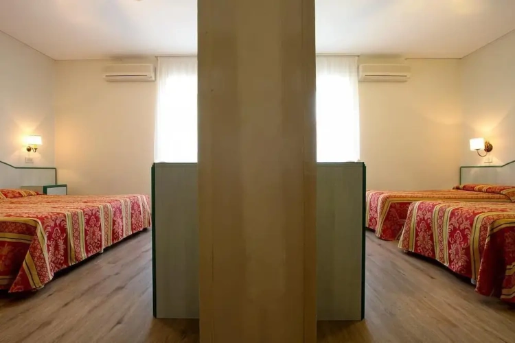 Standard Quadruple room with balcony