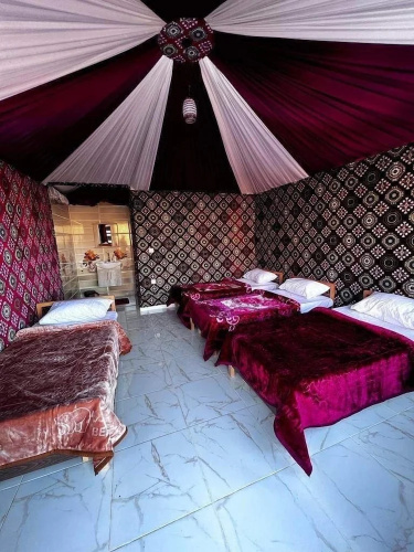 Wadi rum boutique camp & jeep tour