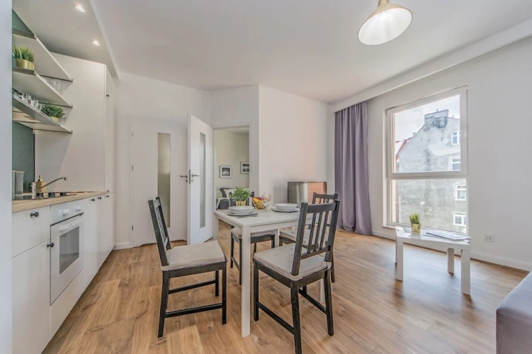 1 Bedroom Apartment