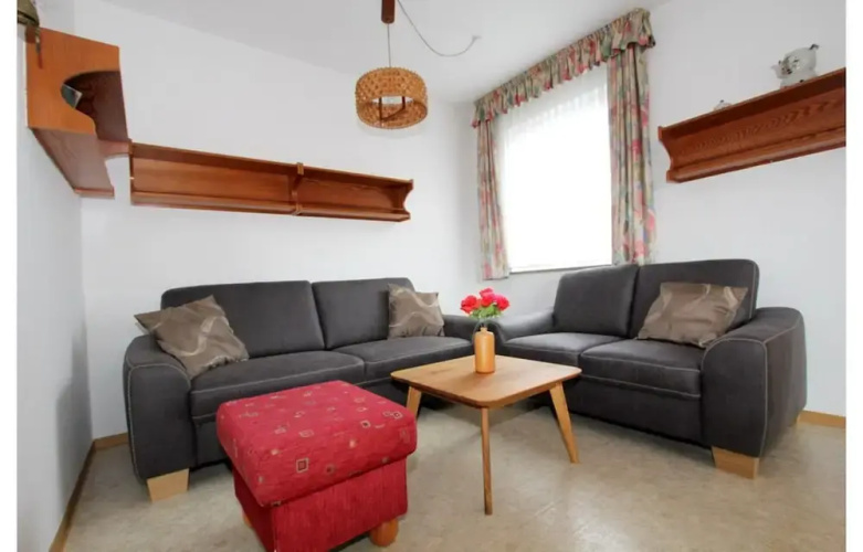 Bungalow Near Dornumersiel Beach