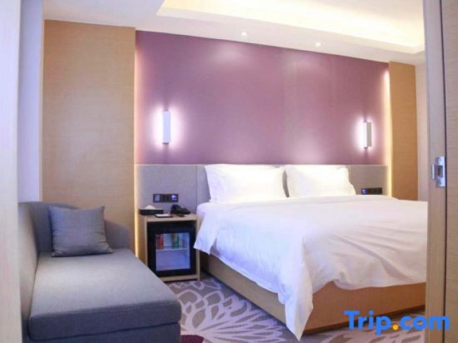 Deluxe Double Suite
