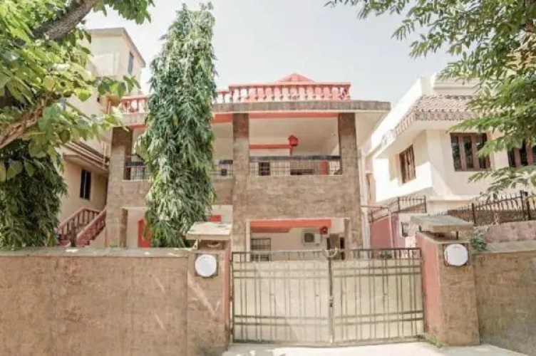 Sr guest house