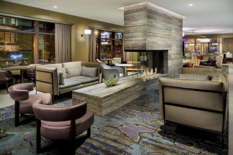 Springhill Suites by Marriott Chicago Downtown/ River North
