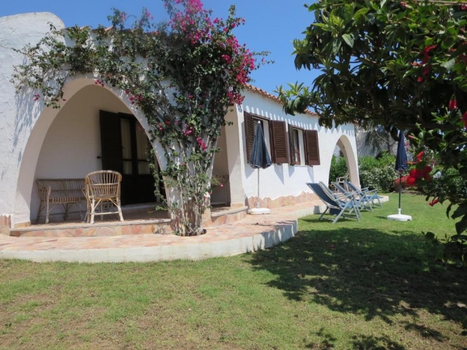 3 Bedrooms Villa
