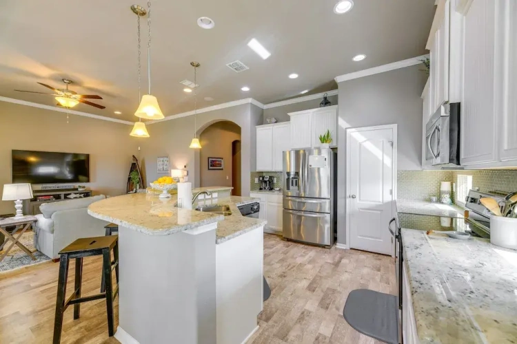 3 Bedrooms Cottage