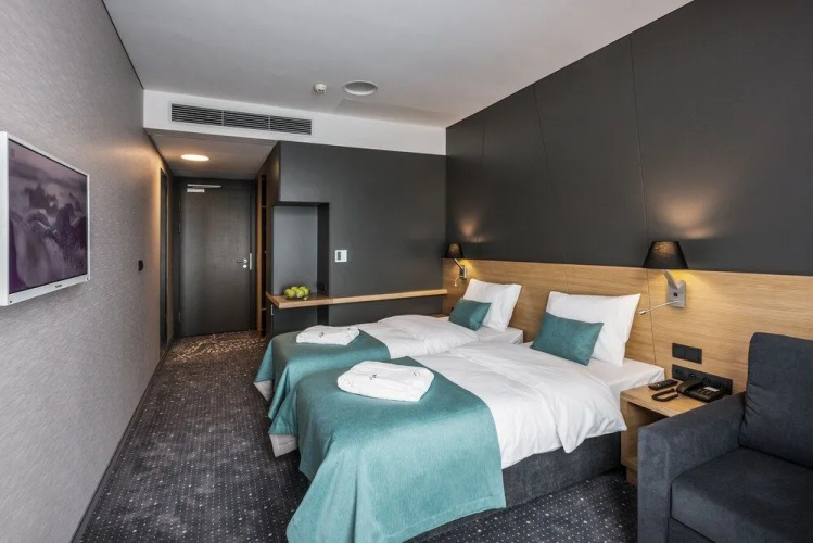 Regatta Hotel Restauracja Spa
