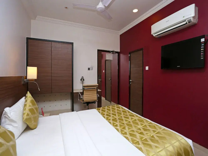 OYO 623 Hotel Suncity Premiere