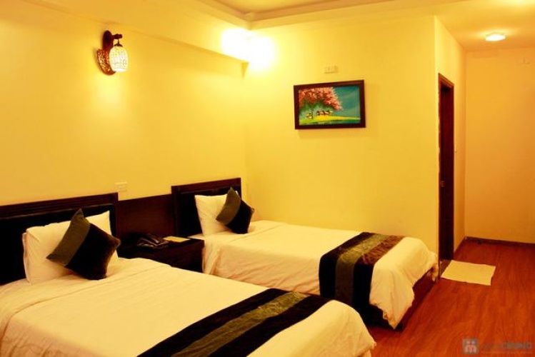 Standard Triple room
