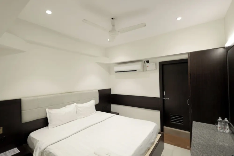 Economy room