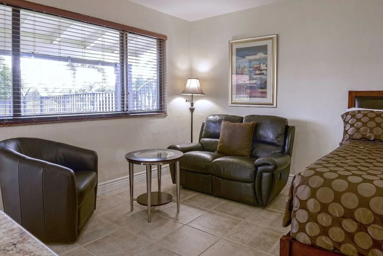 Shell Studios Hallandale Beach