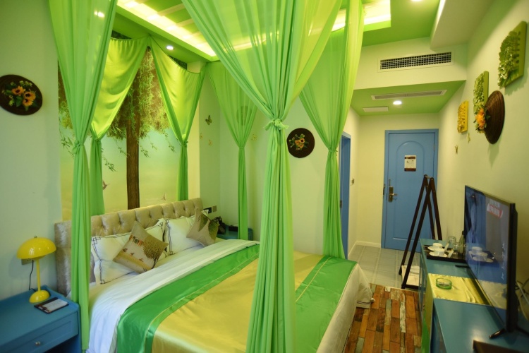 Guest rooms
