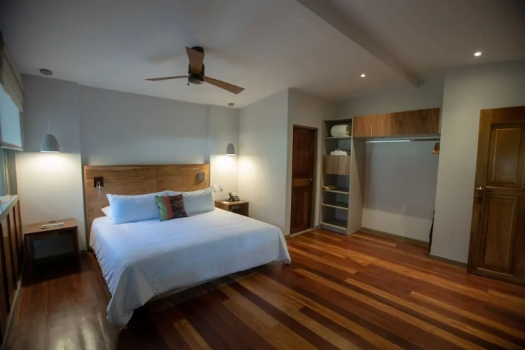 Suite with balcony