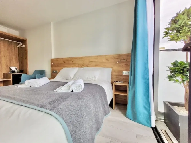 Standard Double Club room with balcony