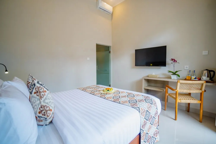 Tapa Agung View