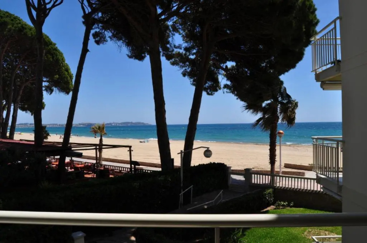 Primera Linea De Mar En Cambrils