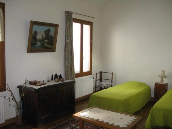 Quintuple Family Suite